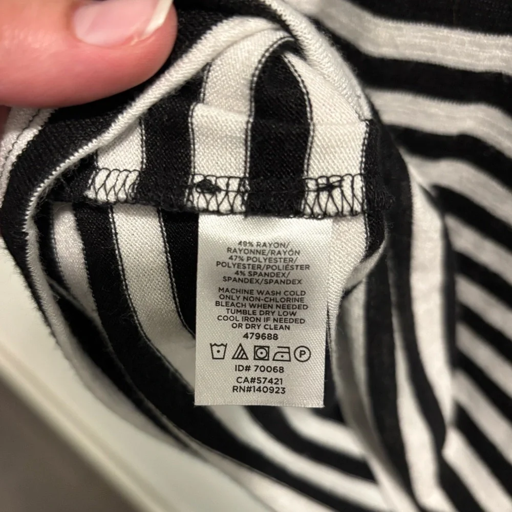 LOFT Black and White Striped Turtleneck Sweater Top, size M - Picture 4 of 6